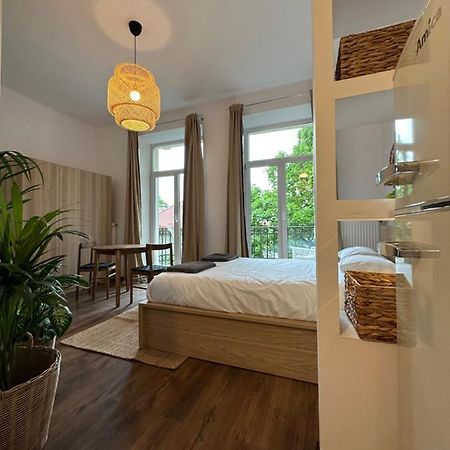 Apartamento Studio Na Starej Ochocie Varsovia Exterior foto