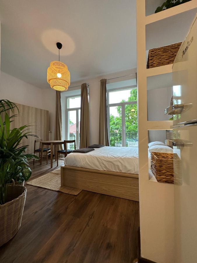 Apartamento Studio Na Starej Ochocie Varsovia Exterior foto